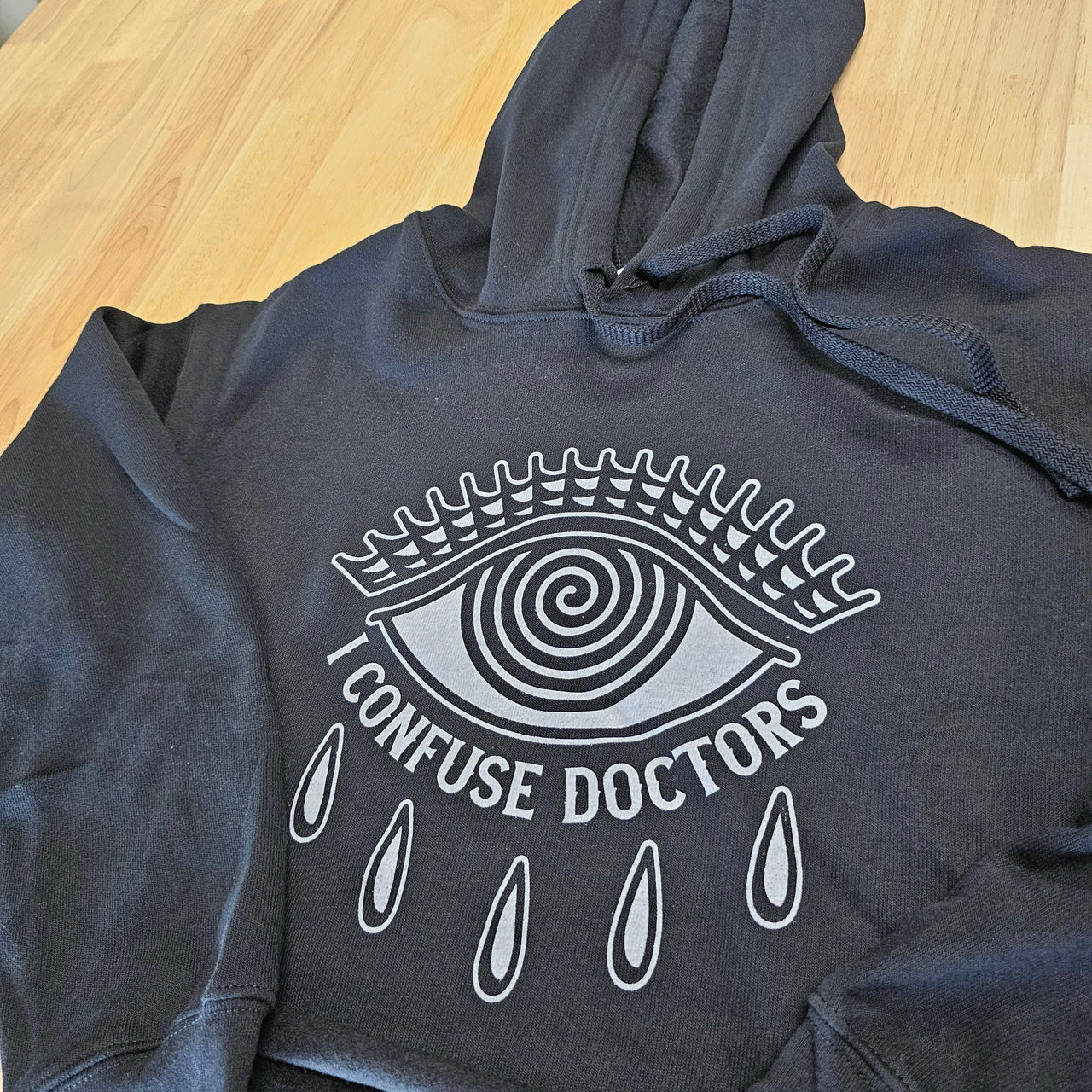 I Confuse Doctors Crop Hoodie - S