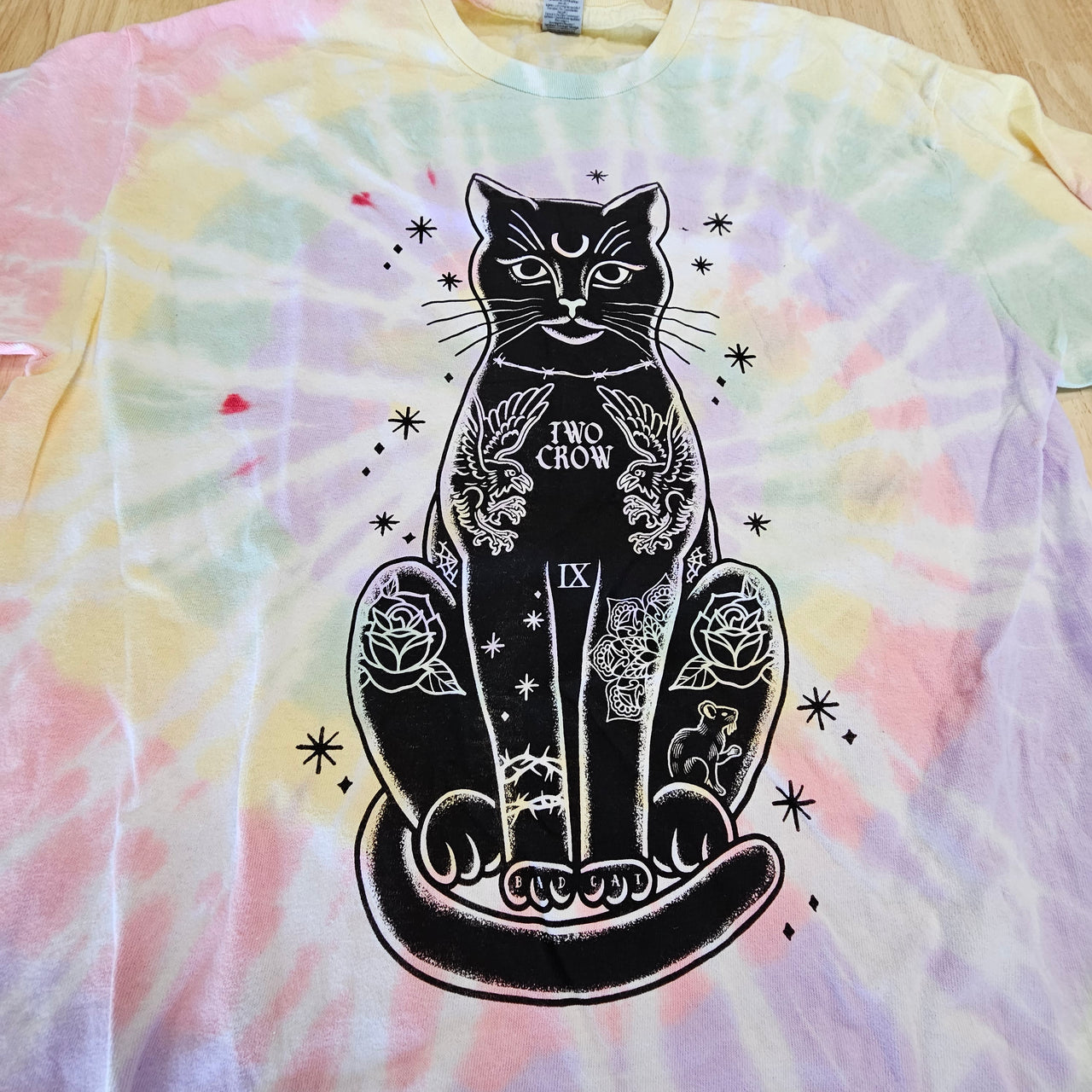 TATTOO CAT PASTEL TIE-DYE TEE - L