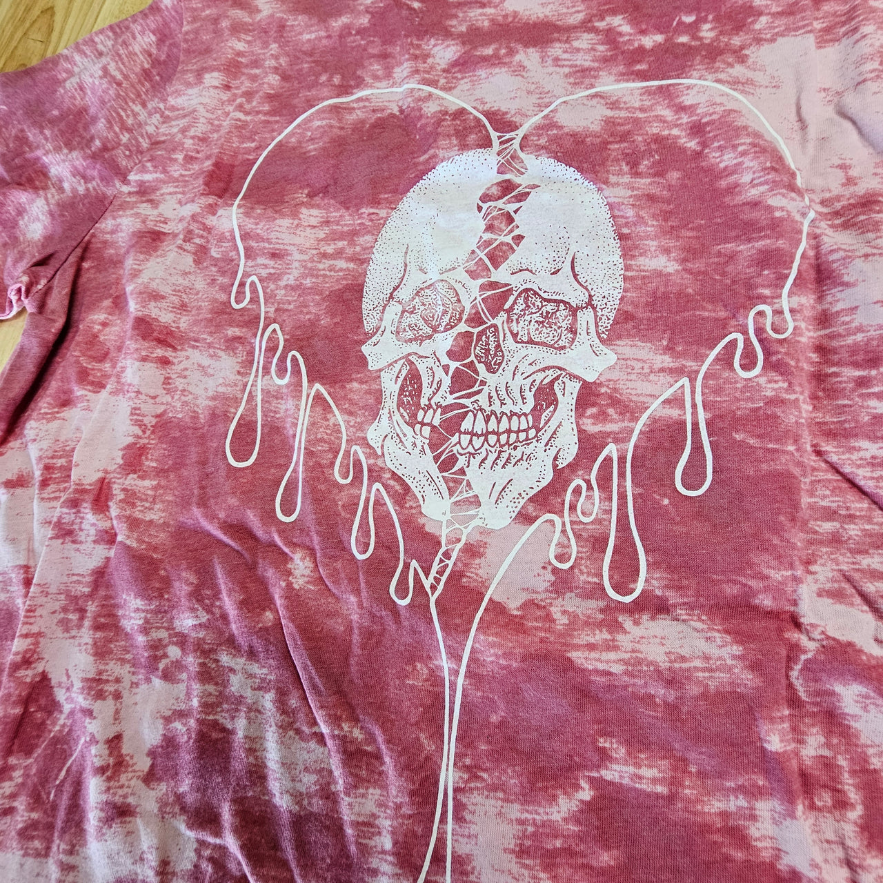 LOVE HURTS ROSE TIE-DYE TEE - M